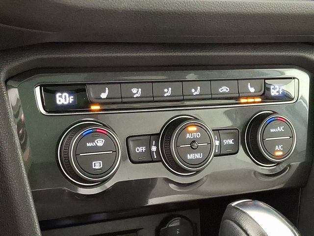 Used 2021 Volkswagen Tiguan SE R-Line AWD/4WD image 18