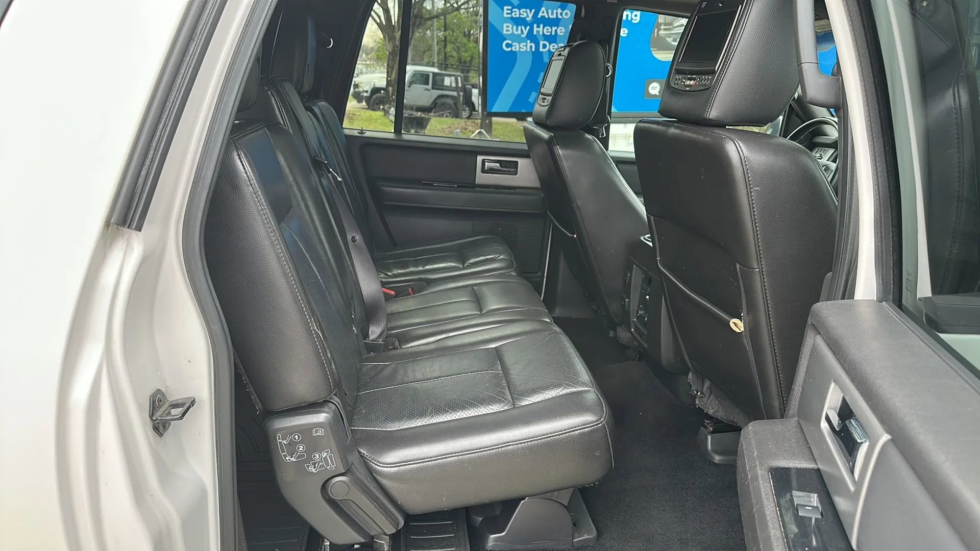 Used 2013 Ford Expedition EL Limited image 22