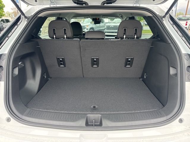 New 2027 Chevrolet Bolt LT w/ Comfort Package FWD image 11