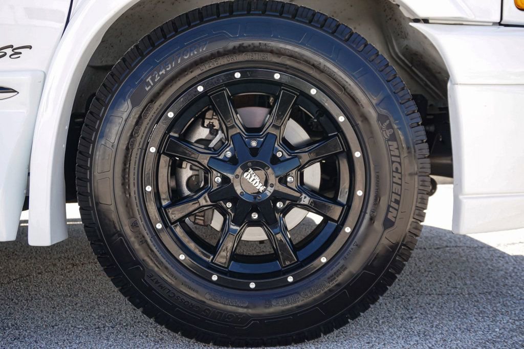 Used 2023 GMC Savana 2500 Extended image 50