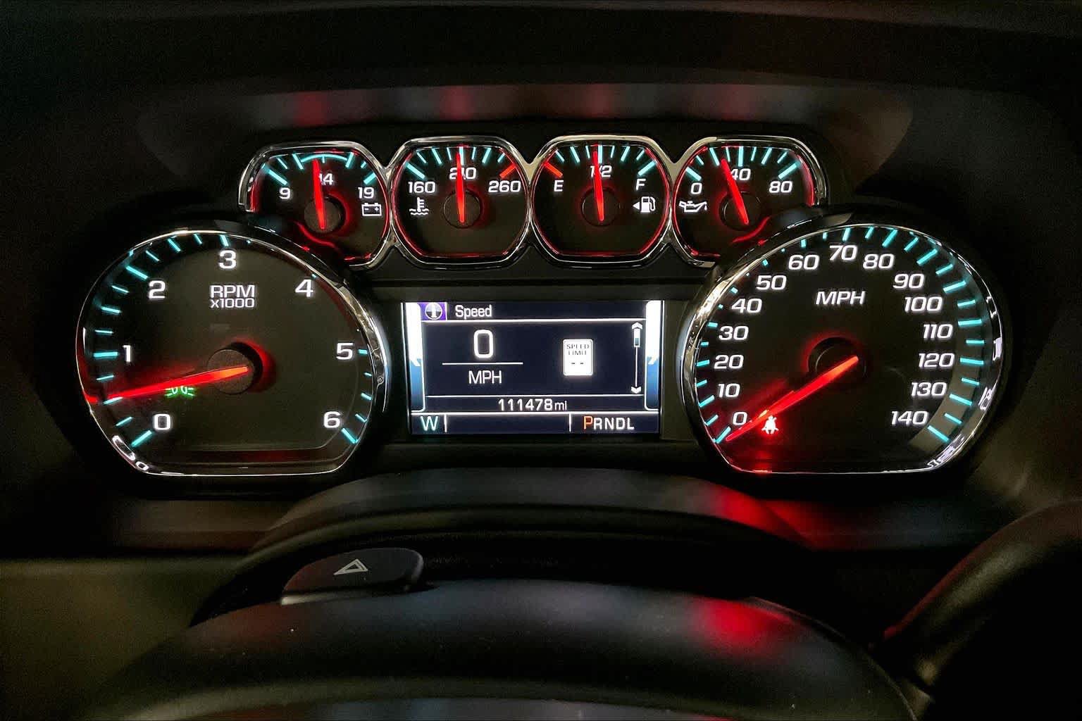 Used 2018 GMC Yukon SLT w/ Premium Edition AWD/4WD image 24