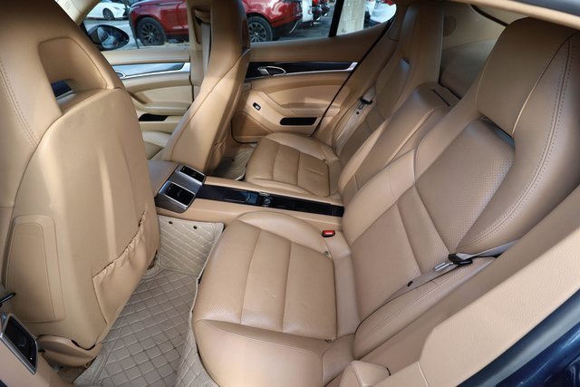 Used 2012 Porsche Panamera 4 image 30
