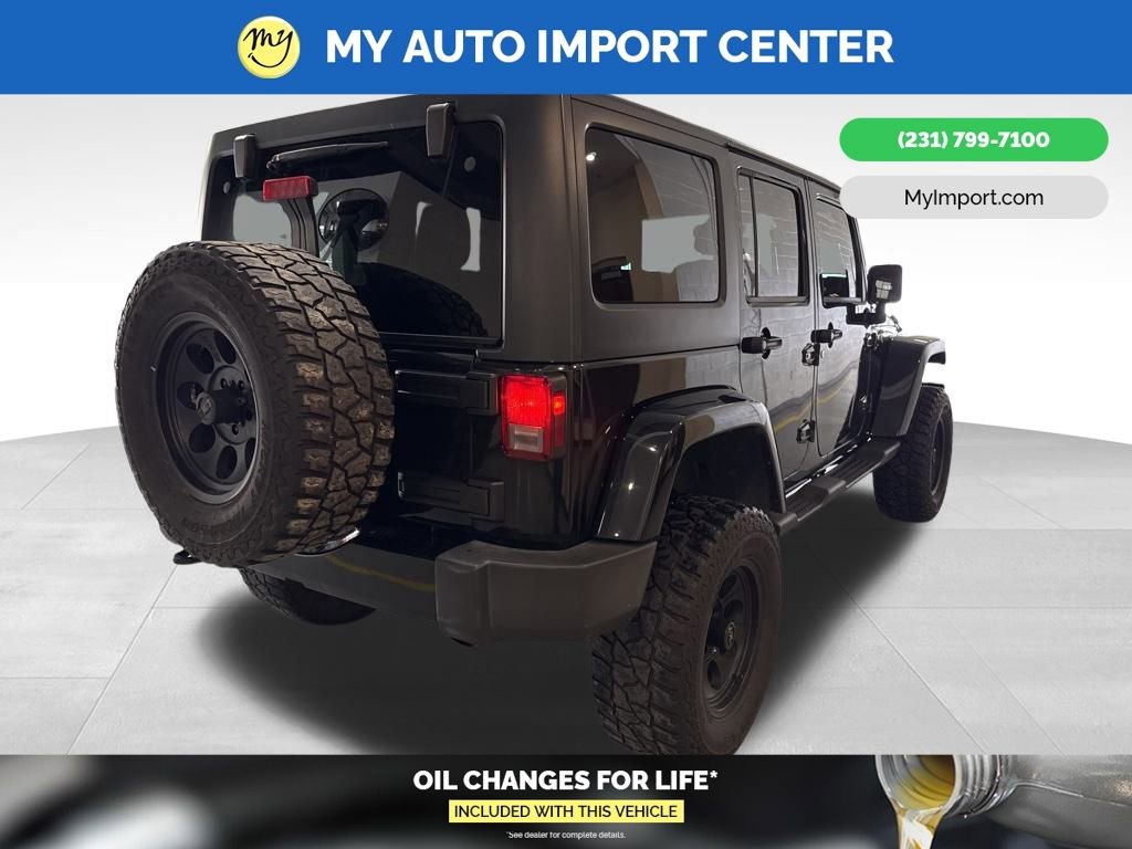 Used 2017 Jeep Wrangler Unlimited Sahara w/ Dual Top Group image 7