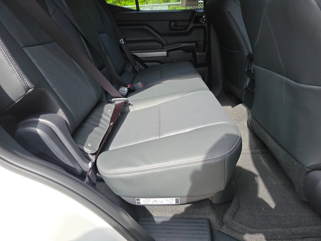 New 2026 Toyota 4Runner TRD Off-Road Premium AWD/4WD image 17