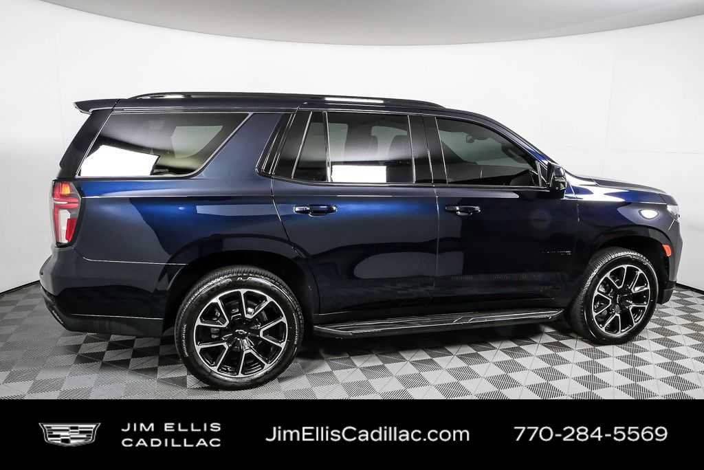 Used 2024 Chevrolet Tahoe RST w/ Luxury Package image 2