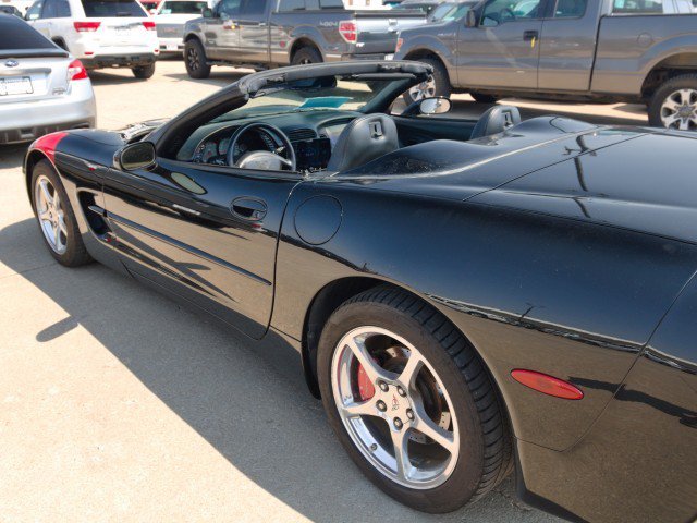 Used 2002 Chevrolet Corvette Convertible w/ Preferred Equipment Group2 RWD image 18