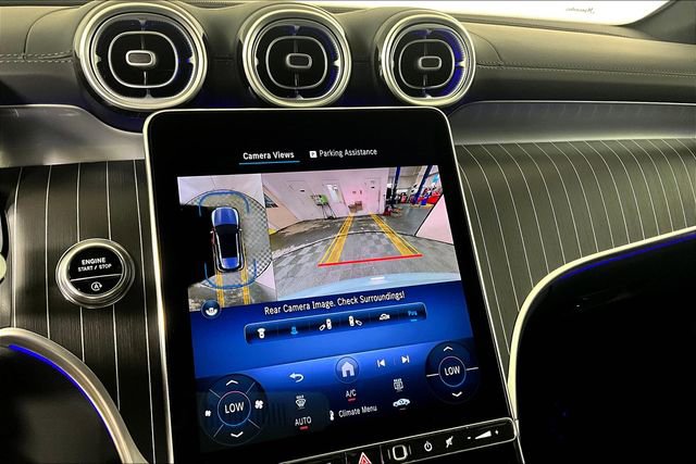 Used 2025 Mercedes-Benz GLC 300 4MATIC image 21