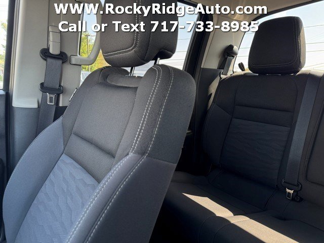 Used 2023 Nissan Frontier SV w/ Tow Package AWD/4WD image 17