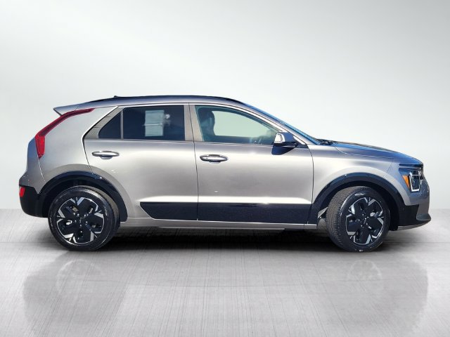 Used 2026 Kia Niro Wind FWD image 3