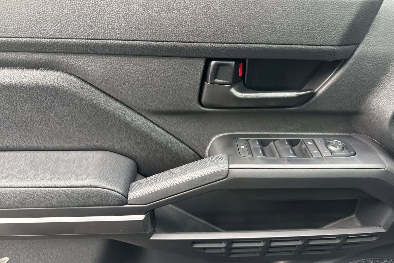 New 2025 Toyota Tacoma SR5 image 11