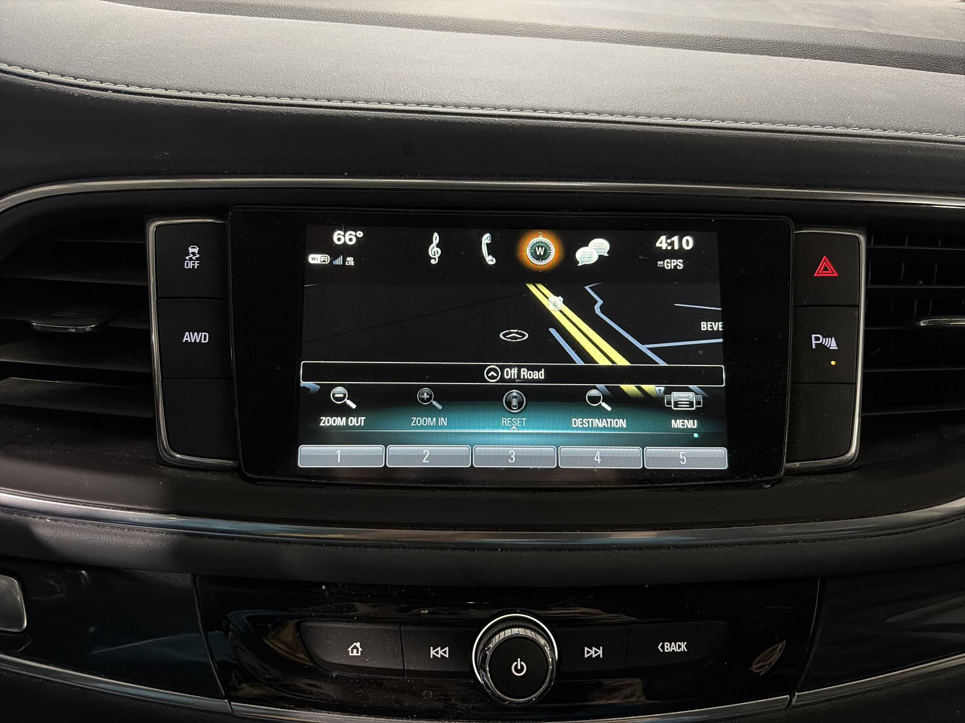 Used 2019 Buick Enclave Essence AWD/4WD image 14