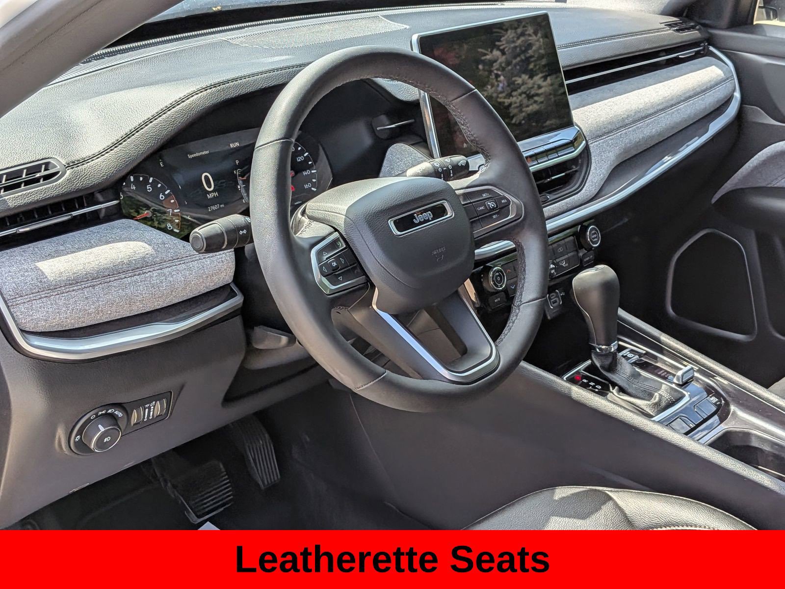Used 2024 Jeep Compass Latitude AWD/4WD image 15