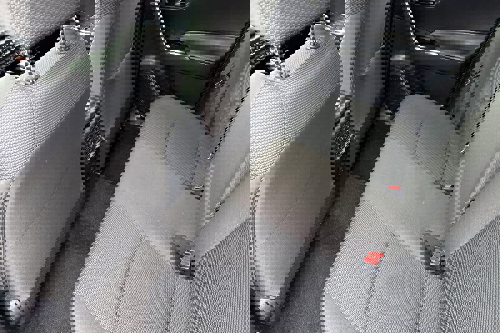 Used 2024 Toyota RAV4 LE image 4