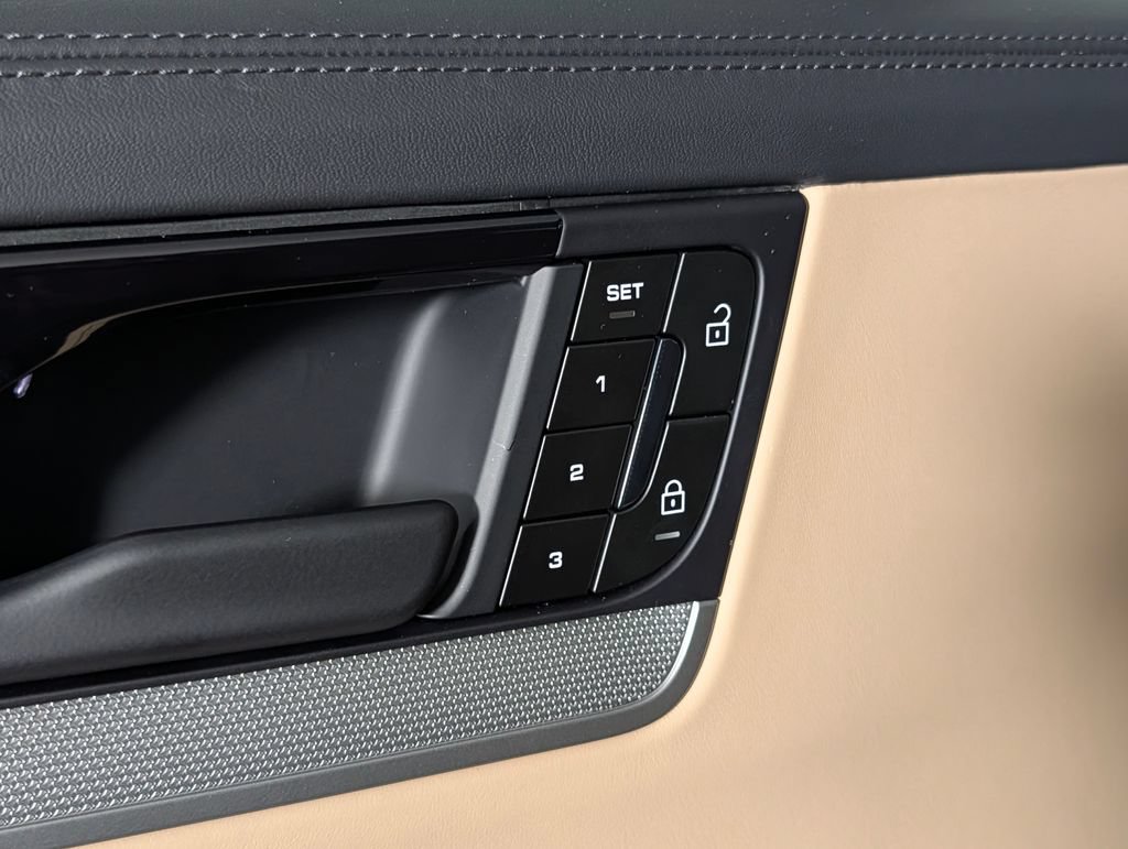 New 2026 Porsche Cayenne S AWD/4WD image 25
