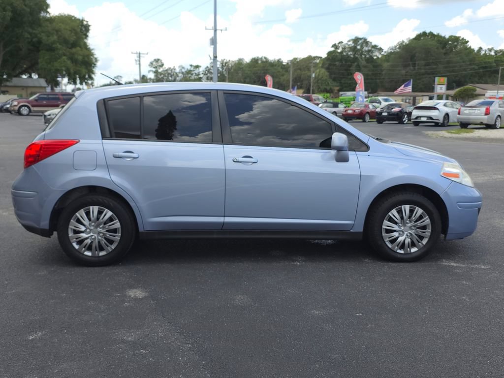 Used 2009 Nissan Versa 1.8 S FWD image 4