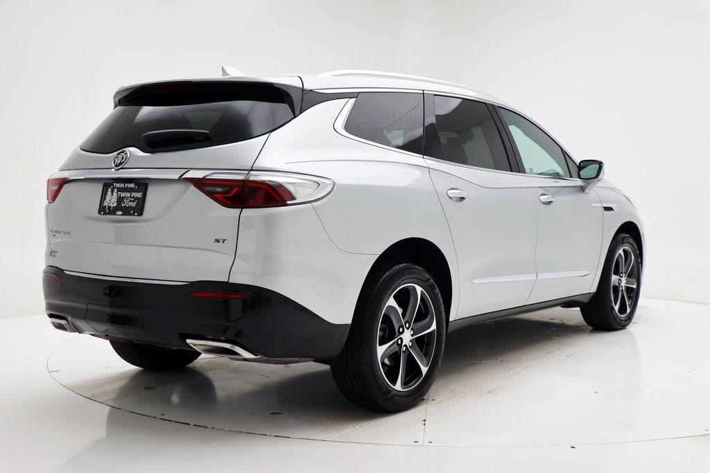 Used 2022 Buick Enclave Essence w/ Experience Buick Package AWD/4WD image 9