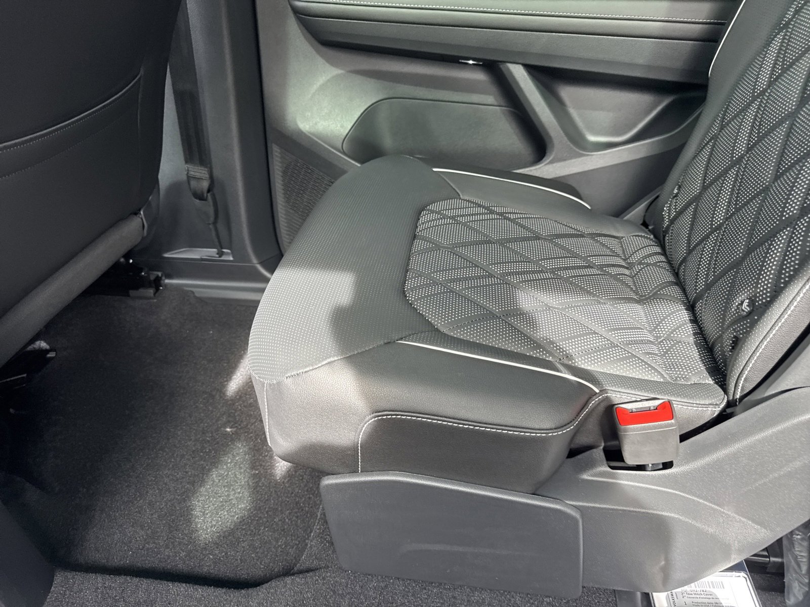 New 2026 Volkswagen Atlas SEL Premium R-Line image 22