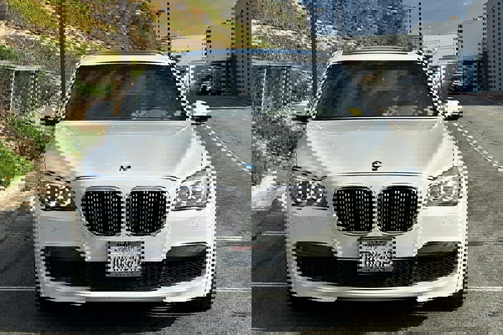 Used 2013 BMW 750Li image 10