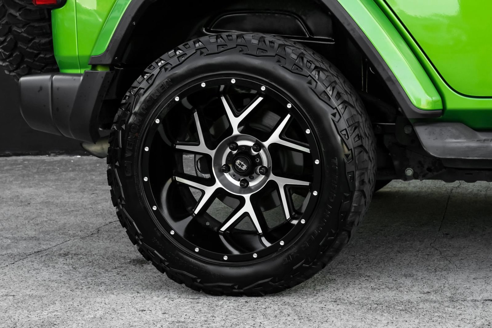 Used 2019 Jeep Wrangler Unlimited Sahara AWD/4WD image 52