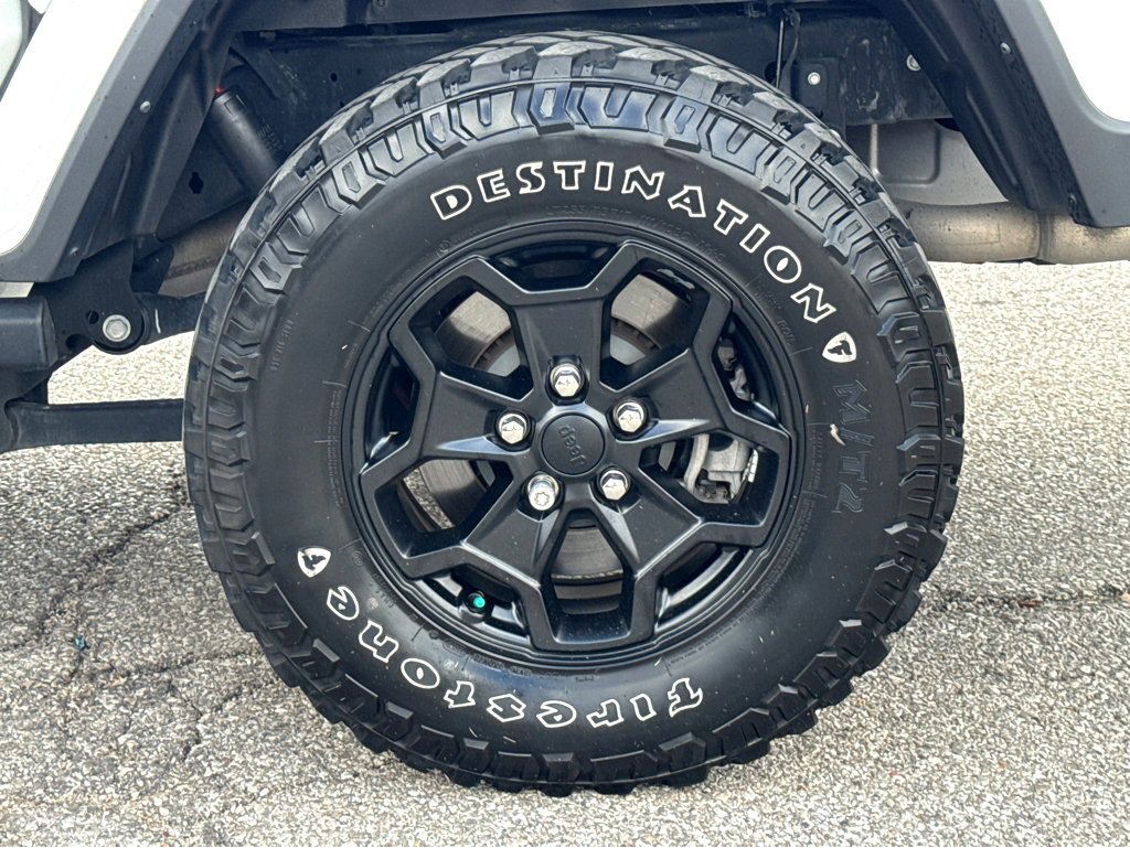 Certified 2022 Jeep Gladiator Willys image 7