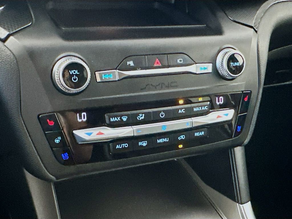 Used 2020 Ford Explorer ST AWD/4WD image 18