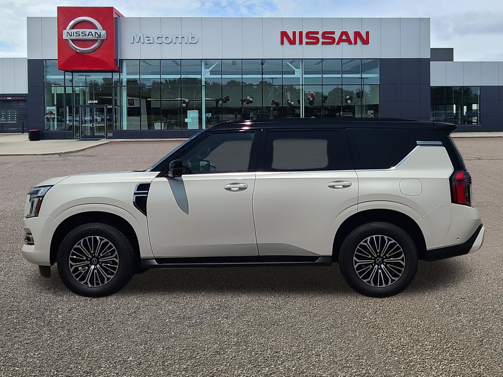 New 2026 Nissan Armada Platinum AWD/4WD image 4