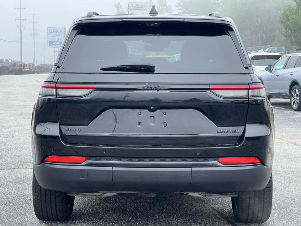 Used 2024 Jeep Grand Cherokee Limited w/ Luxury Tech Group II AWD/4WD image 10