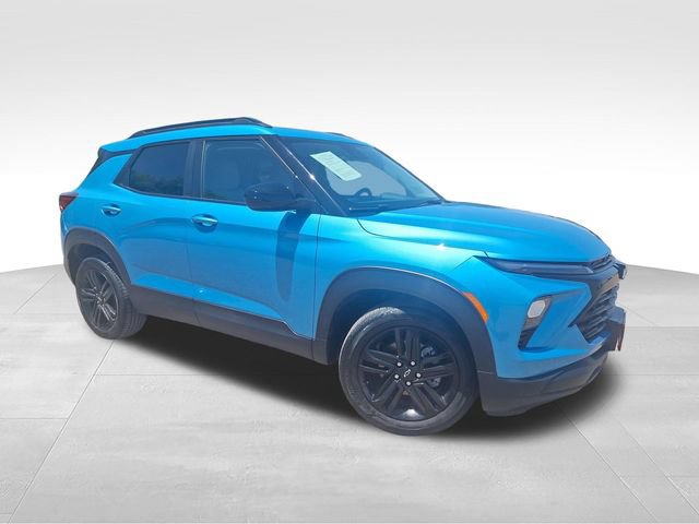 Used 2026 Chevrolet TrailBlazer LT w/ Midnight Edition FWD image 1