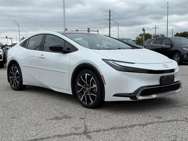 Used 2024 Toyota Prius Prime Premium w/ Advanced Technology Package FWD image 8