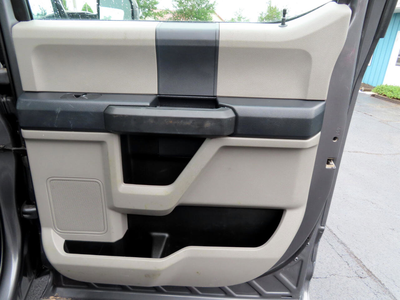 Used 2022 Ford F350 XL w/ Power Equipment Group image 42