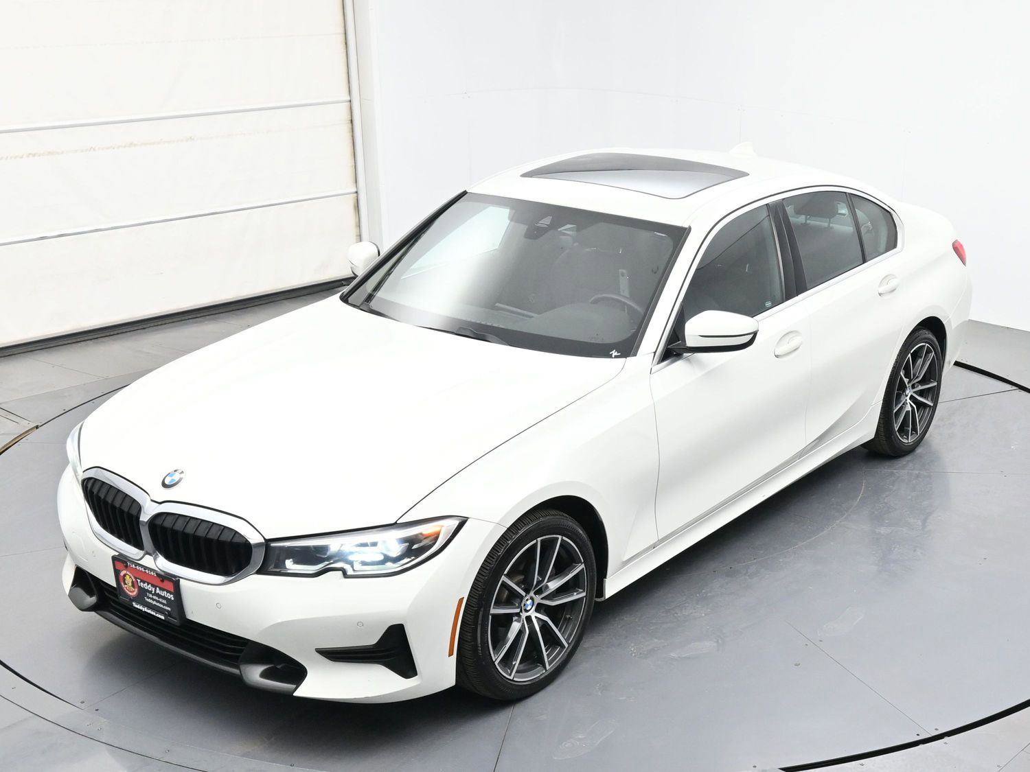 Used 2020 BMW 330i xDrive Sedan w/ Convenience Package AWD/4WD image 36