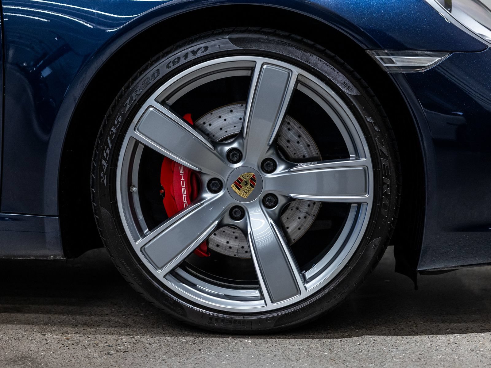 Certified 2019 Porsche 911 Carrera S RWD image 18