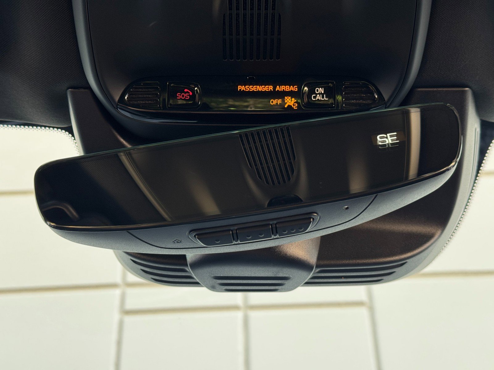 Used 2019 Volvo XC90 T6 R-Design w/ Protection Package Premier image 32