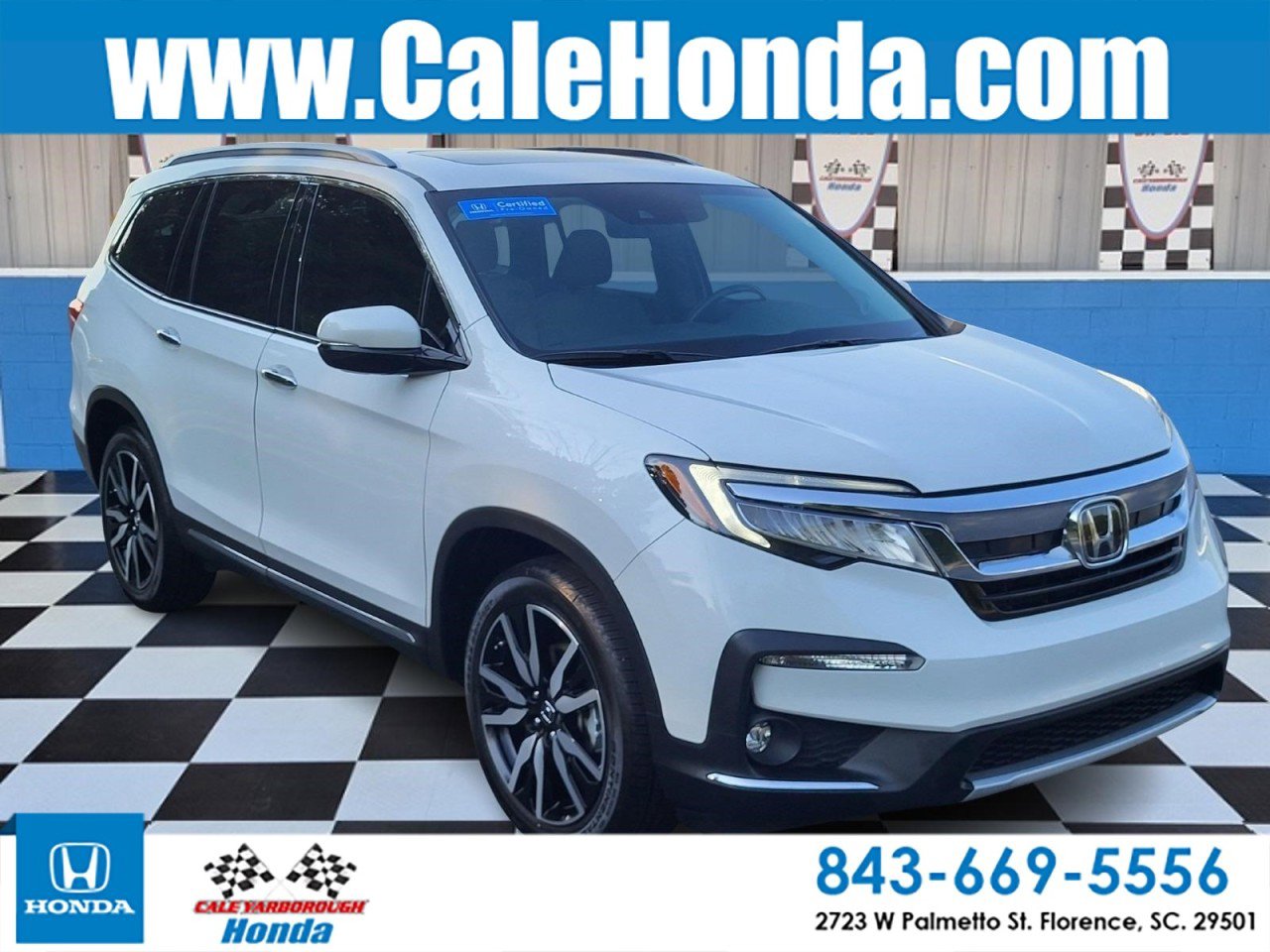Used 2022 Honda Pilot Touring image 1