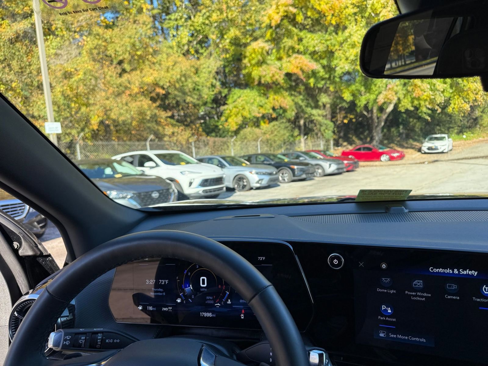 Used 2025 Chevrolet Equinox LT image 34