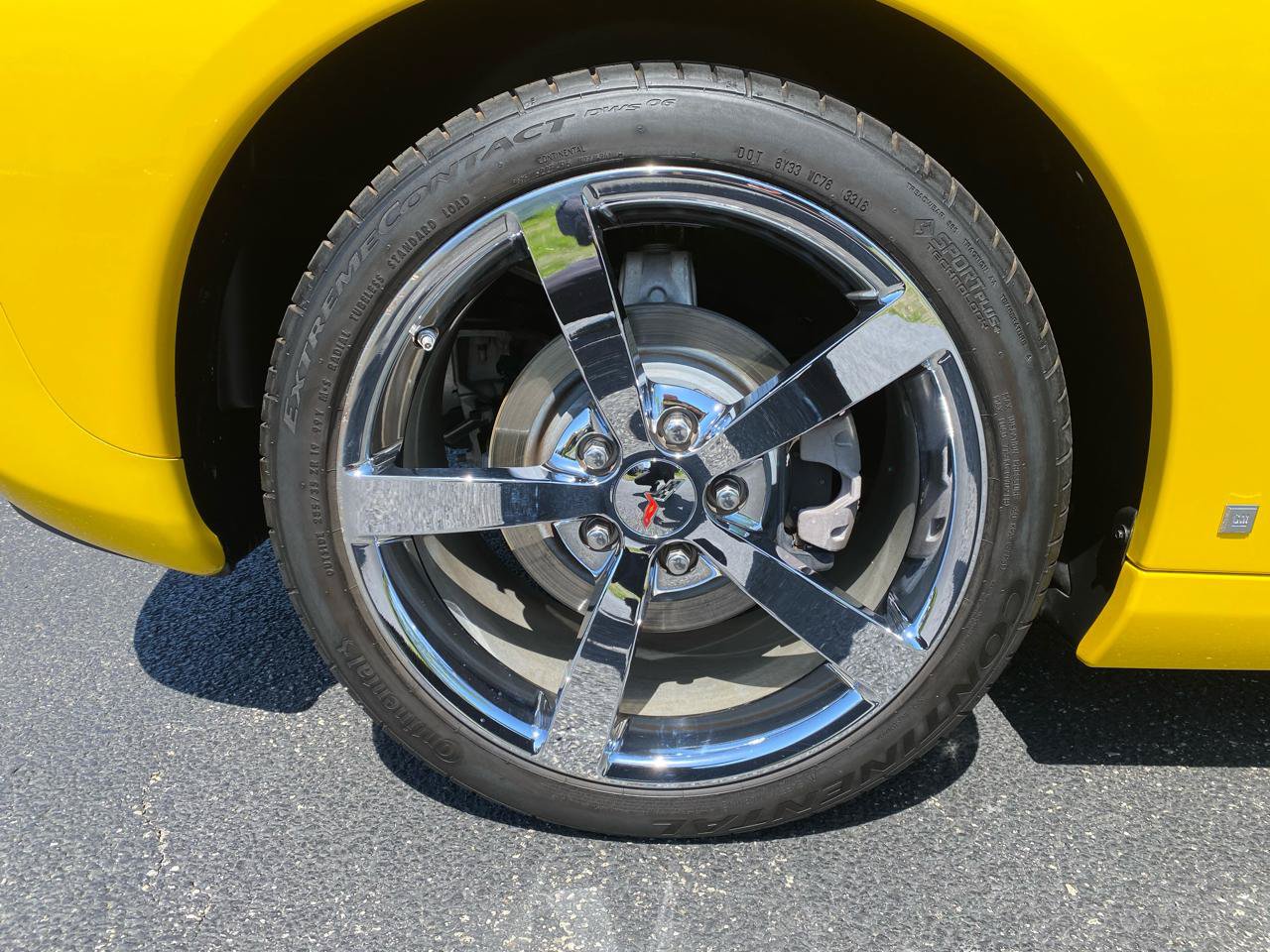Used 2008 Chevrolet Corvette Coupe w/ Preferred Equipment Group RWD image 36