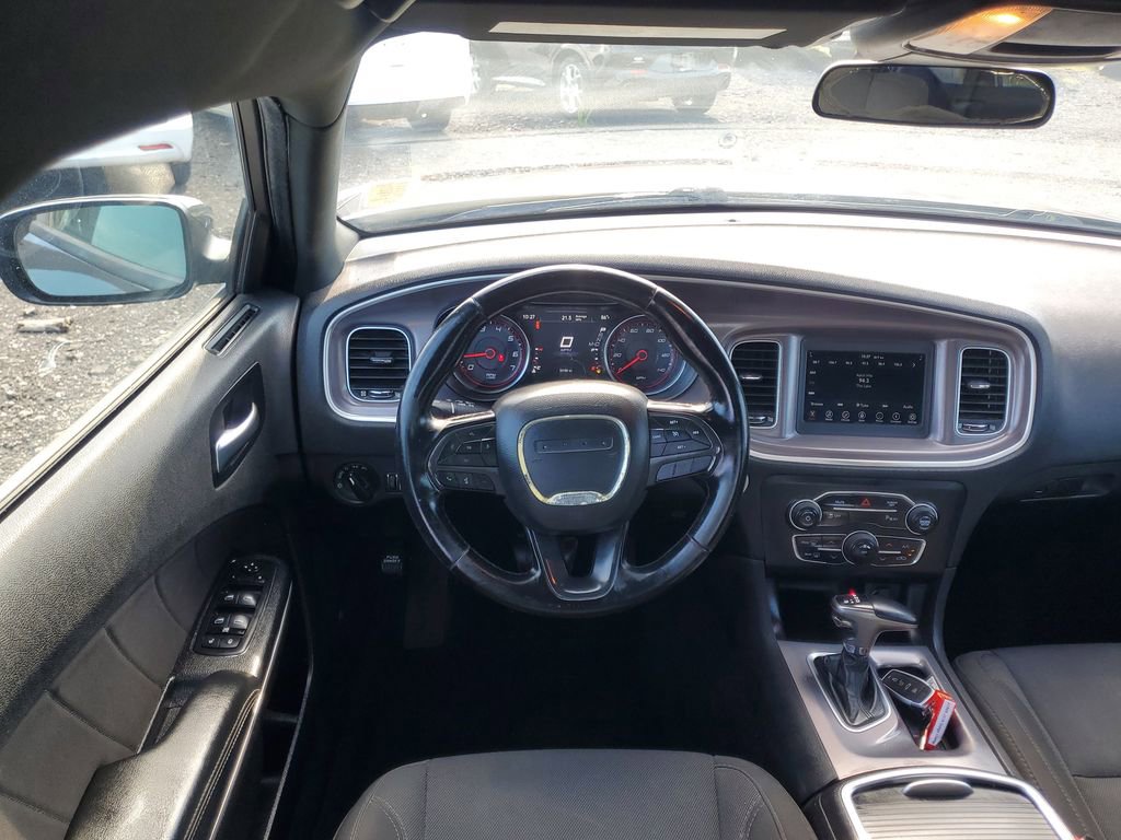 Used 2019 Dodge Charger SXT image 25