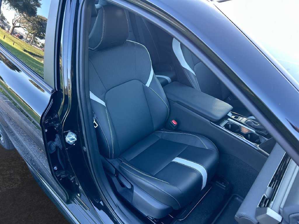 Certified 2026 Toyota Camry SE w/ Convenience Package FWD image 32
