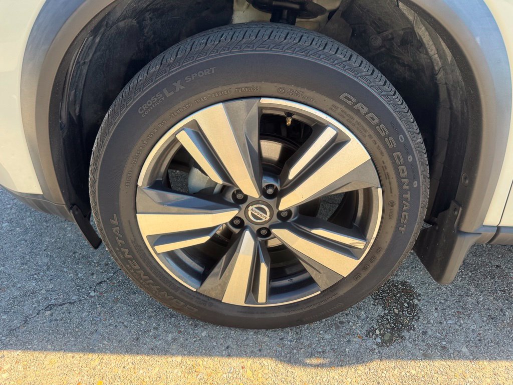 Used 2021 Nissan Rogue SL w/ Premium Package FWD image 16