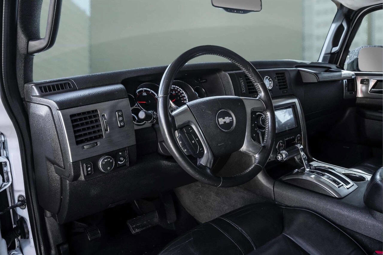 Used 2008 HUMMER H2 image 4