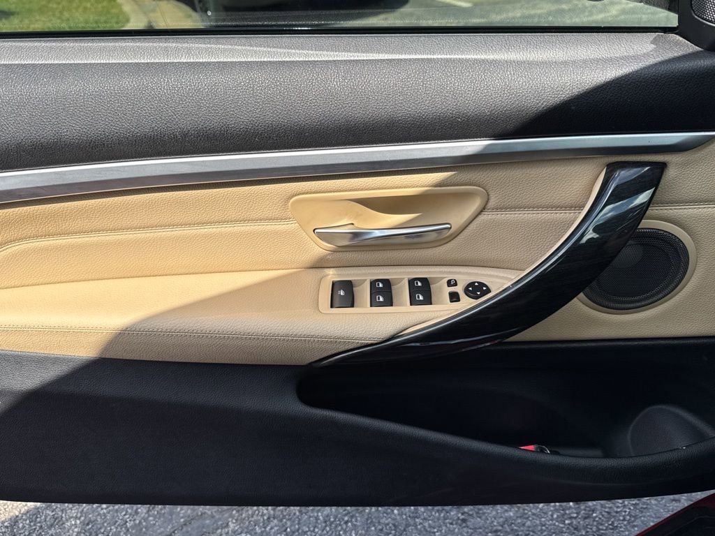 Used 2017 BMW 430i Convertible image 33