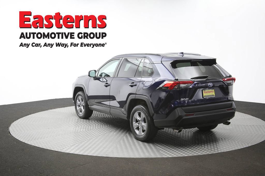 Used 2022 Toyota RAV4 XLE AWD/4WD image 37