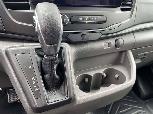 New 2026 Ford Transit 250 148 Medium Roof w/ Load Area Protection Package RWD image 10