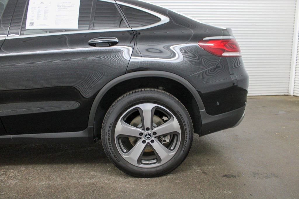 Used 2022 Mercedes-Benz GLC 300 4MATIC Coupe image 15