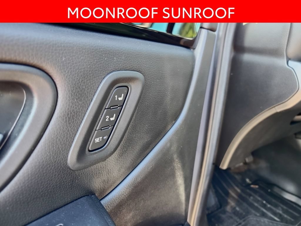 Used 2025 Honda Pilot TrailSport image 6