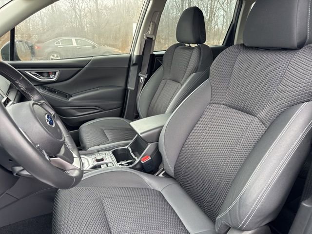 Used 2021 Subaru Forester Premium image 11