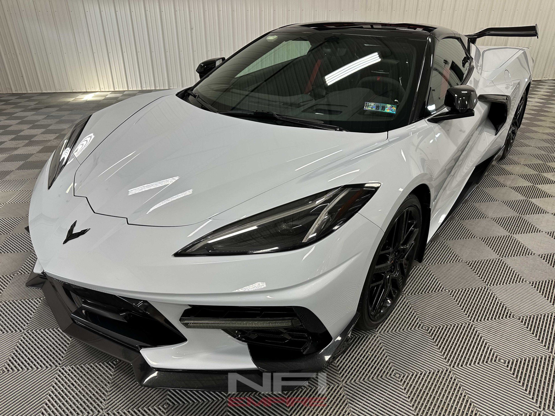 Used 2021 Chevrolet Corvette Stingray Premium Conv w/ Z51 Performance Package RWD image 3