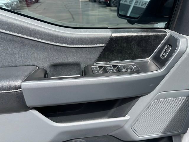 Used 2023 Ford F150 Lightning XLT AWD/4WD image 21