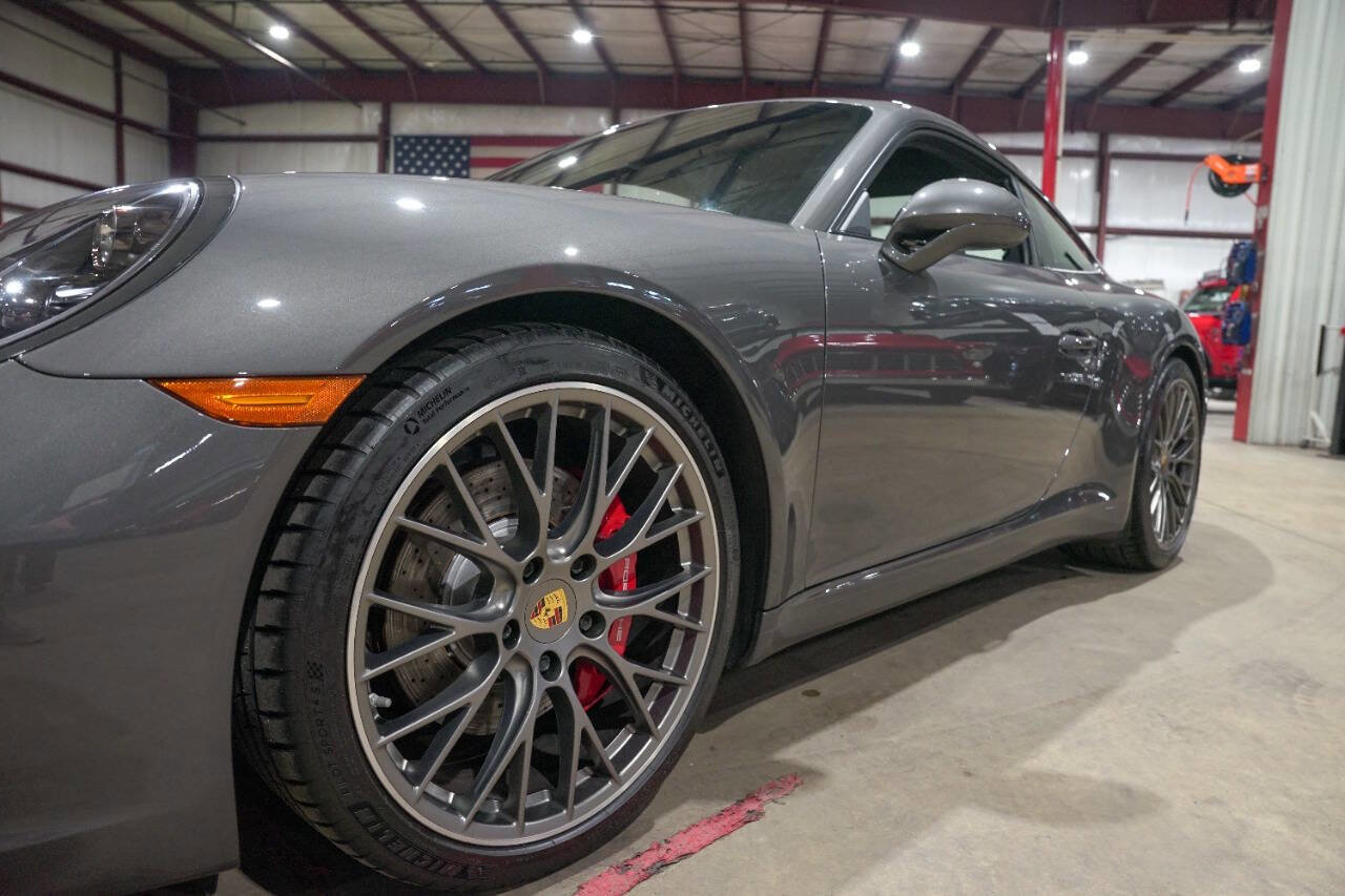 Used 2019 Porsche 911 Carrera S image 25