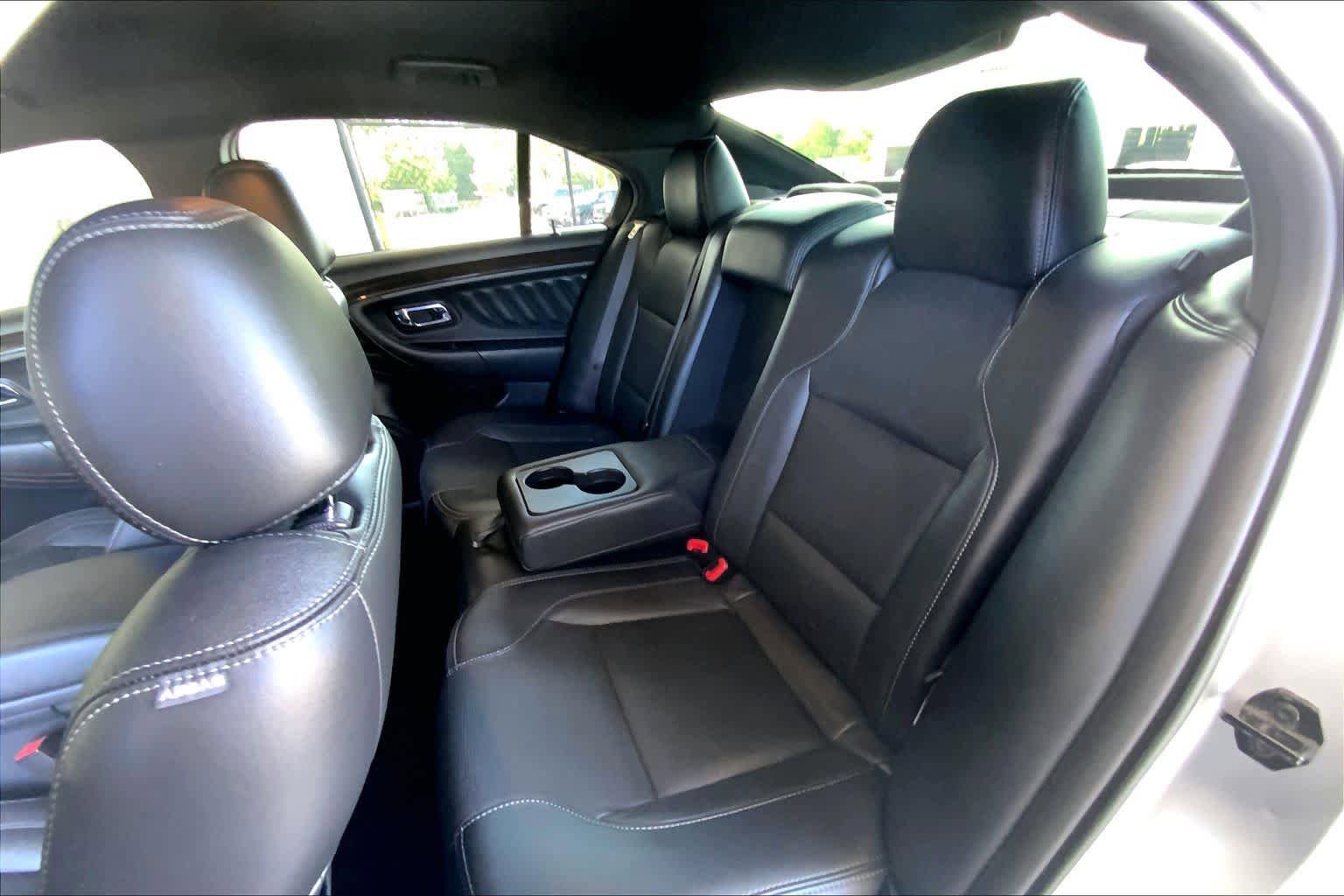 Used 2014 Ford Taurus Limited FWD image 19